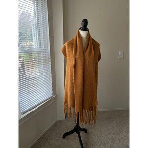 - Madison 88 Scarf One size Rust Color    100% polyester
